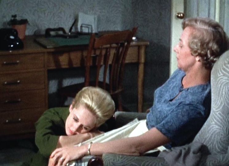 Tippi Hedren (Marnie) and Louise Latham (Bernice Edgar)
