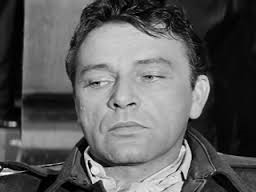 Richard Burton als Flying Officer David Campbell